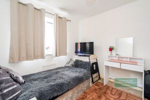 Photo 5- click for photo gallery